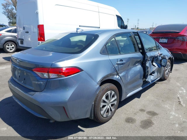 Toyota Corolla Hybrid Le 2021 JTDEAMDE7MJ011481 Image 4