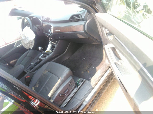 WA1EECF3XP1050994 Audi Q3 S Line Premium Plus