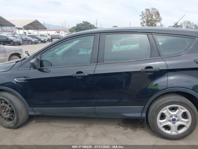 1FMCU0F76HUB95432 Ford ESCAPE S