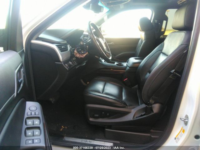 1GKS1GKC1KR119507 GMC Yukon Xl Slt