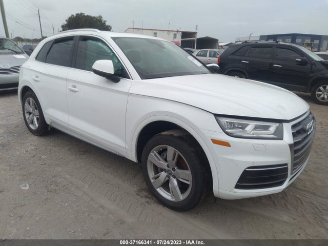 Audi Q5 Premium Plus 2018 WA1BNAFY3J2215157 Image 1