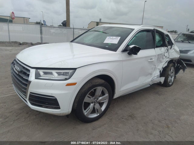 Audi Q5 Premium Plus 2018 WA1BNAFY3J2215157 Image 2