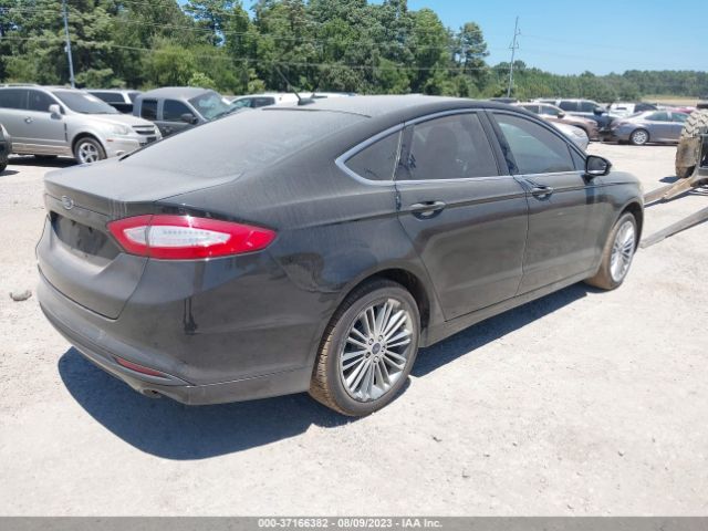 3FA6P0HD4GR382532 Ford FUSION SE