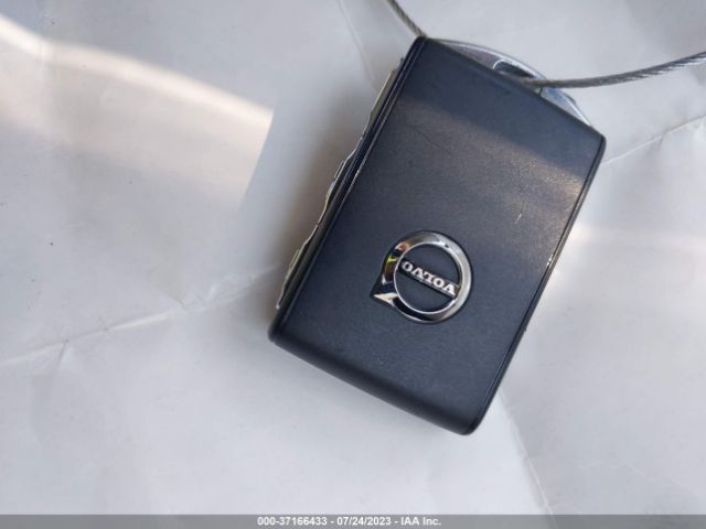 7JR102FK8KG007699 Volvo S60 Momentum