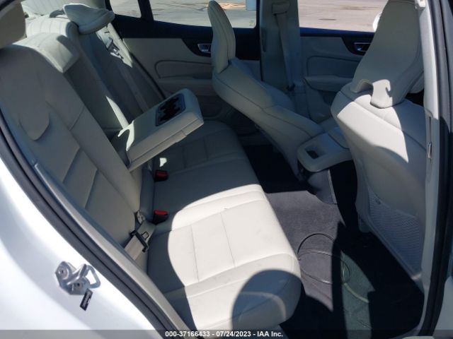 7JR102FK8KG007699 Volvo S60 Momentum