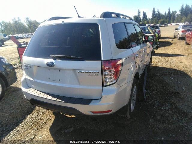 2013 SUBARU FORESTER 2.5X LIMITED VIN: JF2SHAEC3DH423576