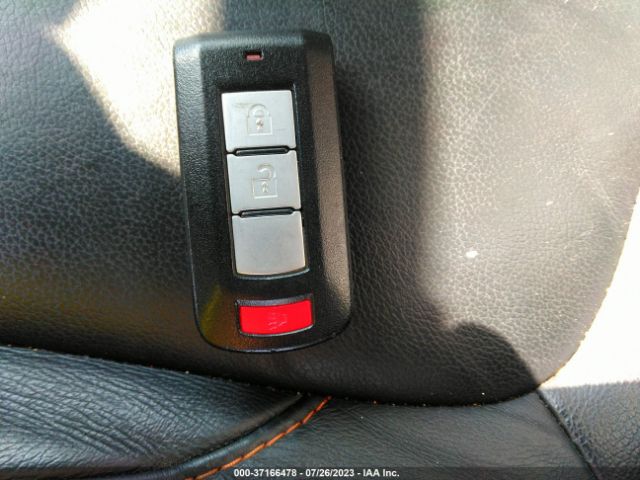JA4AT5AA7JZ055214 Mitsubishi Eclipse Cross Se/sel