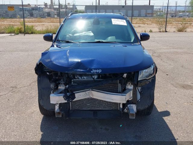 3C4NJCBB1KT700022 Jeep Compass Latitude