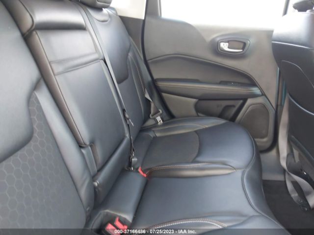 3C4NJCBB1KT700022 Jeep Compass Latitude