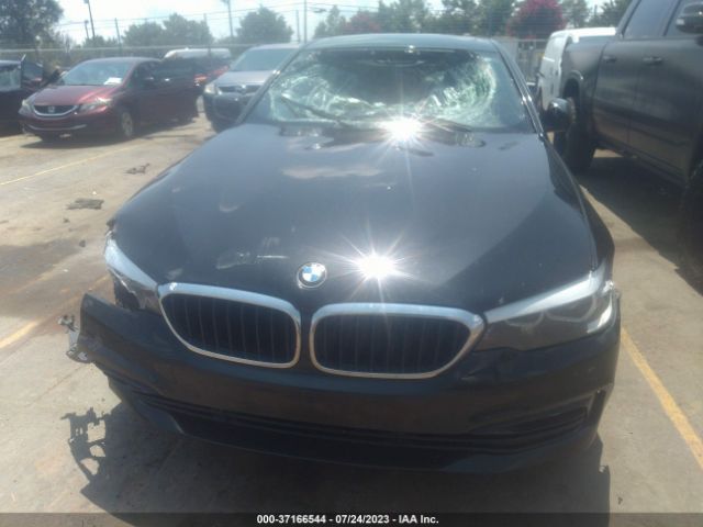 WBAJA7C55JG909276 BMW 5 Series 530i Xdrive