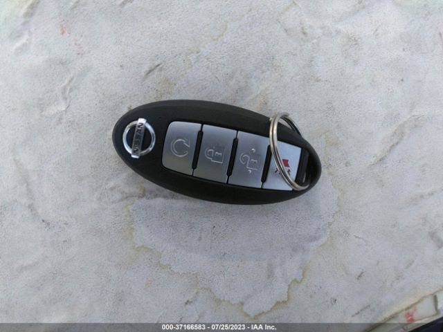 3N1CP5CU5JL523011 Nissan KICKS SV