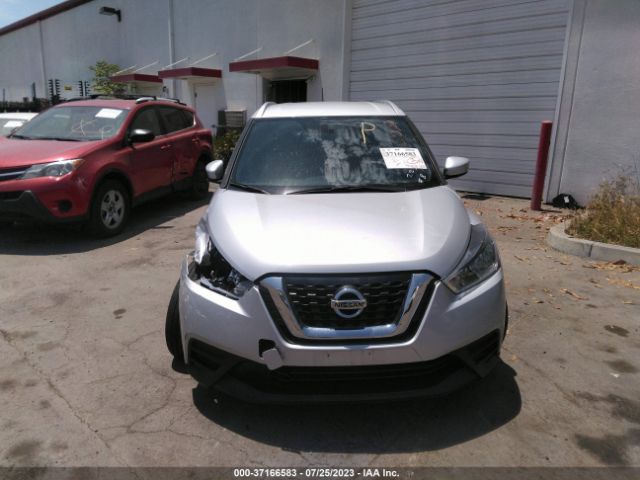 3N1CP5CU5JL523011 Nissan KICKS SV