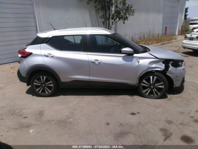 3N1CP5CU5JL523011 Nissan KICKS SV