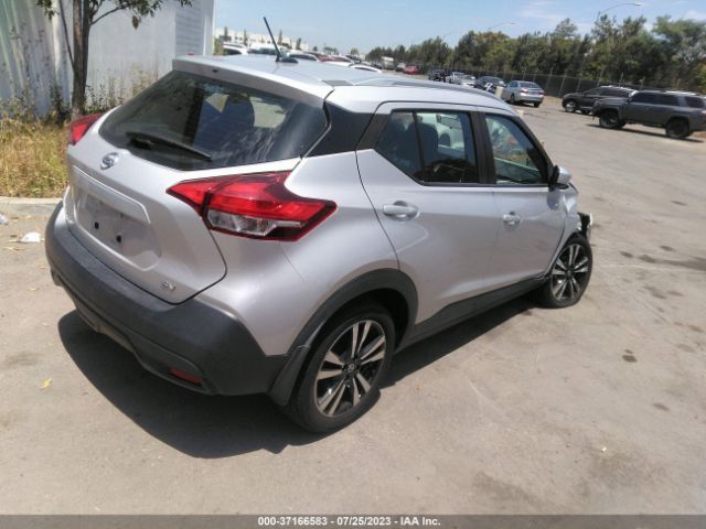 3N1CP5CU5JL523011 Nissan KICKS SV