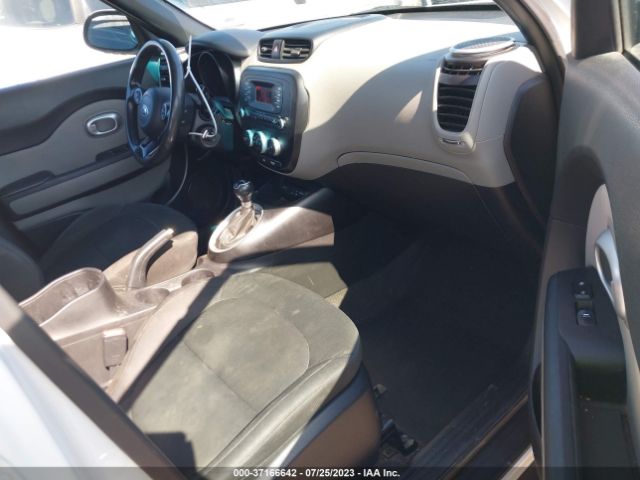 KNDJN2A23E7022817 KIA Soul Base