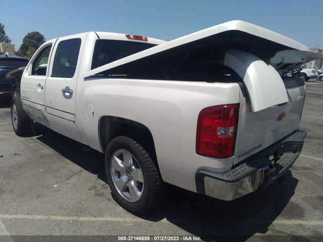 2011 CHEVROLET SILVERADO 1500 LT VIN: 3GCPCSE03BG332359