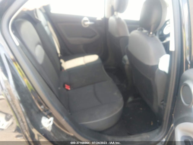 2016 FIAT 500X ZFBCFXAT0GP325094 Photo 7