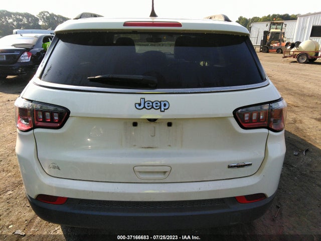 2019 JEEP COMPASS LATITUDE W/SUN/WHEEL PKG VIN: 3C4NJCBB9KT706361