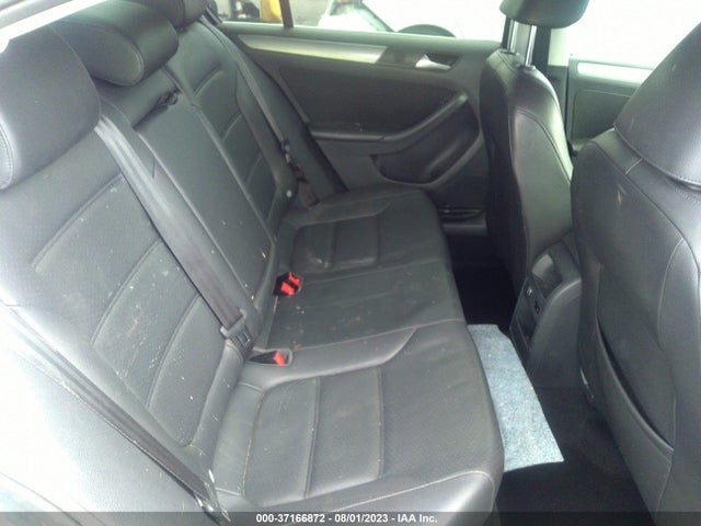 3VWLL7AJ8EM436925 Volkswagen Jetta Sedan Tdi W/premium/nav