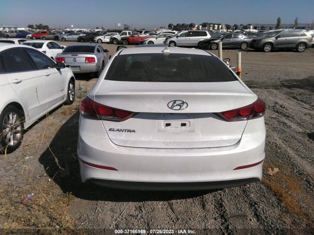 Hyundai ELANTRA SE 2017 5NPD84LF1HH007510 Image 16