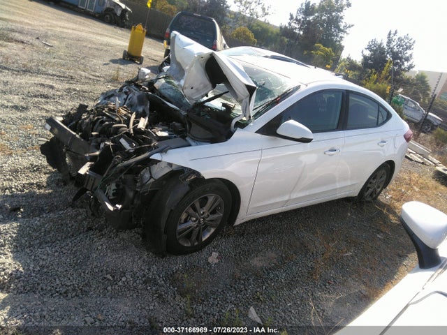 Hyundai ELANTRA SE 2017 5NPD84LF1HH007510 Image 2