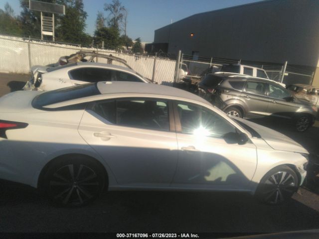 1N4BL4CV2KC203090 Nissan Altima 2.5 Sr