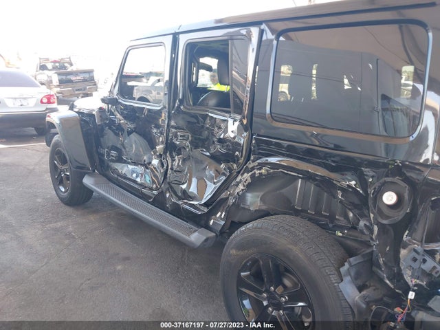 1C4HJXEG8LW262171 Jeep Wrangler Unlimited Sahara Altitude