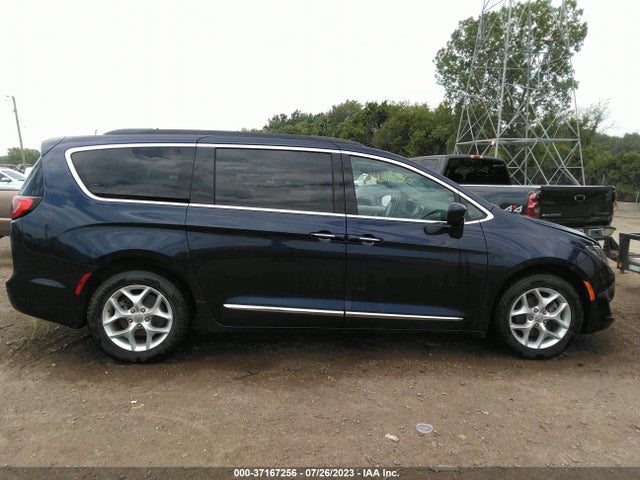 2C4RC1BG3HR514442 Chrysler Pacifica Touring-l