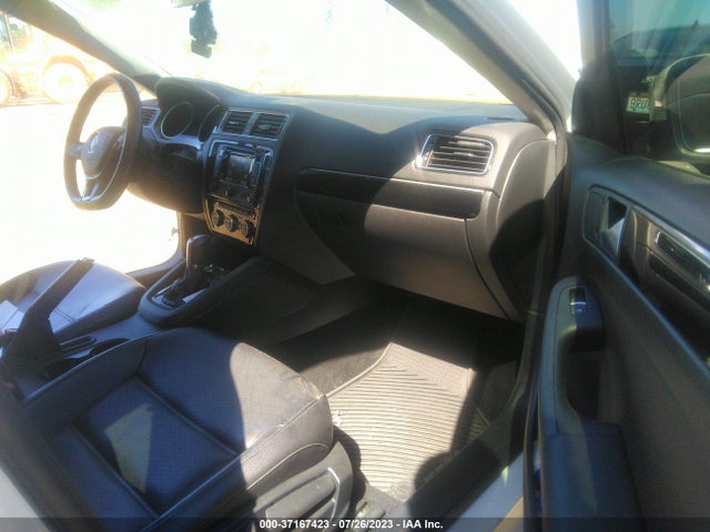 3VWLA7AJ7FM202282 Volkswagen Jetta Sedan 2.0l Tdi Sel