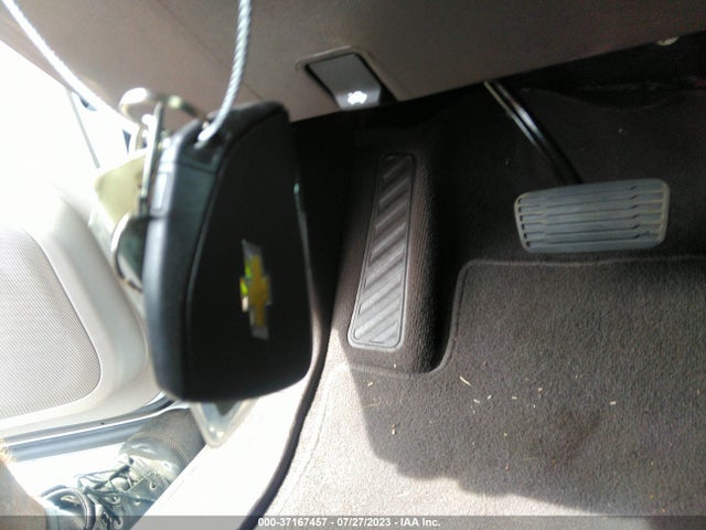 Chevrolet Suburban Lt 2023 1GNSCCKD8PR214975 Image 11