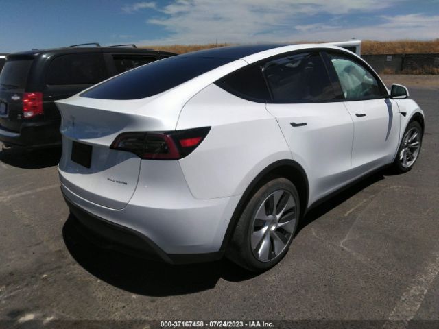 7SAYGDEE4NF354755 Tesla Model Y Long Range