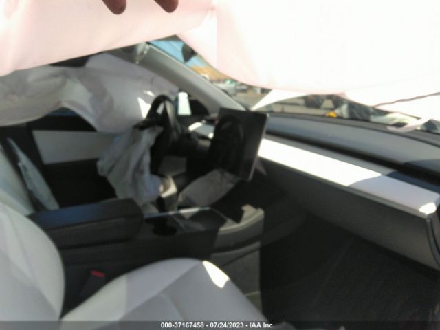 7SAYGDEE4NF354755 Tesla Model Y Long Range