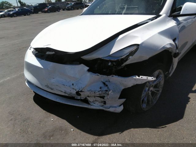 7SAYGDEE4NF354755 Tesla Model Y Long Range