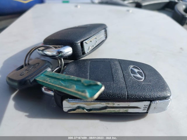 2016 HYUNDAI SONATA 2.4L SE VIN: 5NPE24AF6GH362941