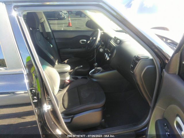 KNDJN2A20H7438019 KIA Soul Base