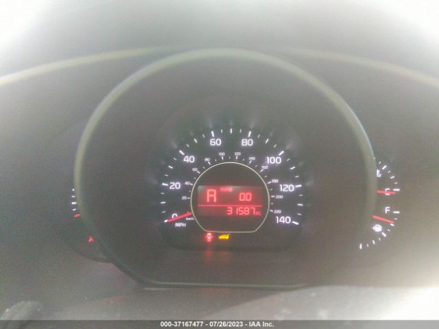 KNDJN2A20H7438019 KIA Soul Base