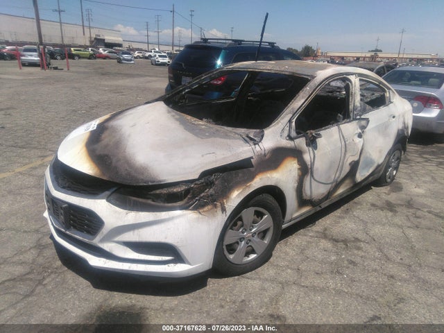 Chevrolet CRUZE LS 2018 1G1BC5SM4J7230073 Image 2