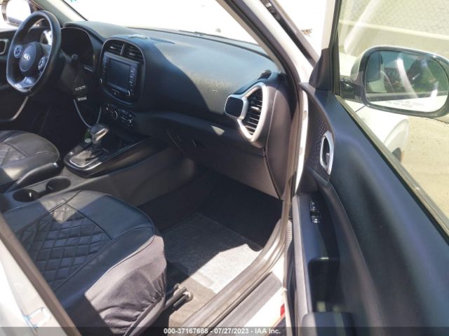KNDJ63AUXL7031869 KIA Soul Gt-line