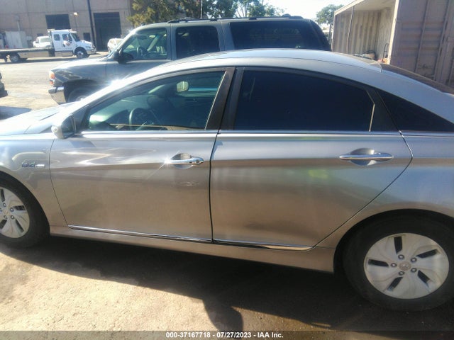 Hyundai SONATA HYBRID 2014 KMHEC4A44EA115316 Image 7