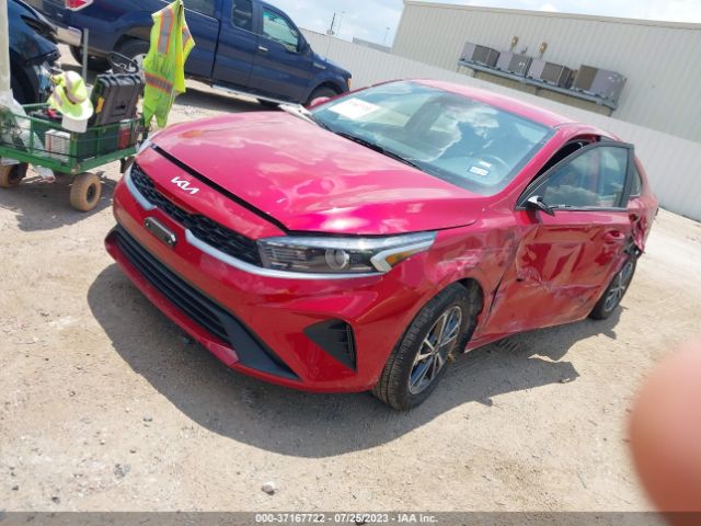3KPF24AD7PE612856 KIA Forte Lxs