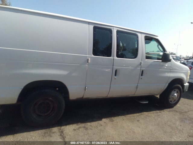 2008 FORD ECONOLINE CARGO VAN COMMERCIAL/RECREATIONAL VIN: 1FTNE24W28DA81900
