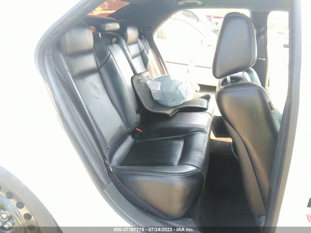 2C3CCABG8JH117220 Chrysler 300 300s