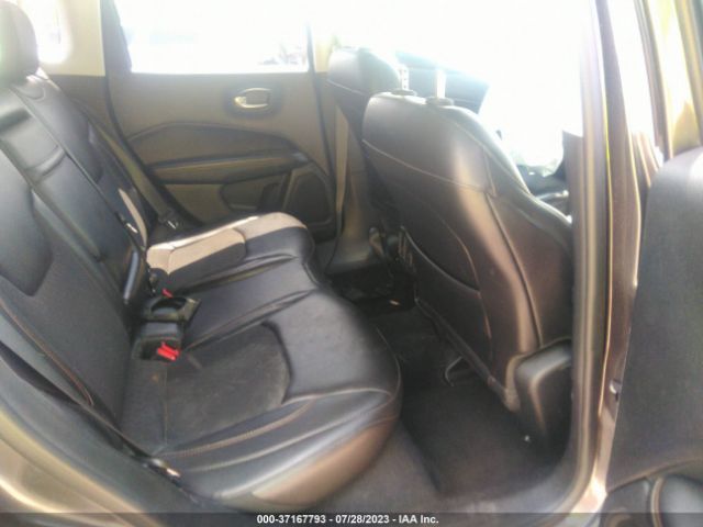 3C4NJDBB8JT359822 Jeep Compass Latitude