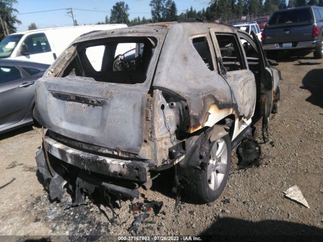 1C4NJDBB8ED621348 Jeep Compass Sport