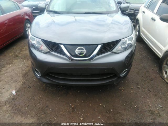 JN1BJ1CP2JW192561 Nissan Rogue Sport Sv