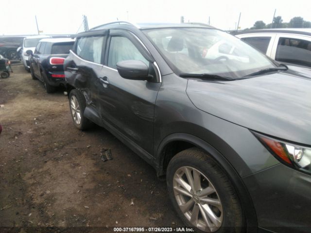 JN1BJ1CP2JW192561 Nissan Rogue Sport Sv