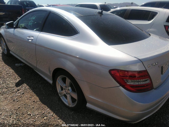 2012 MERCEDES-BENZ C-CLASS C 250 VIN: WDDGJ4HBXCF821073