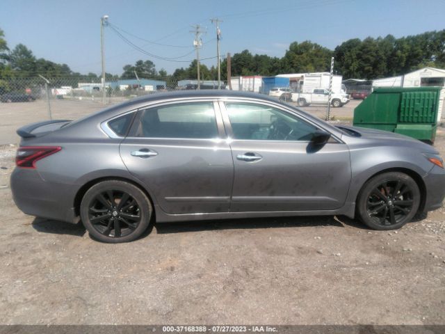 1N4AL3AP0HC211918 Nissan Altima 2.5 Sr