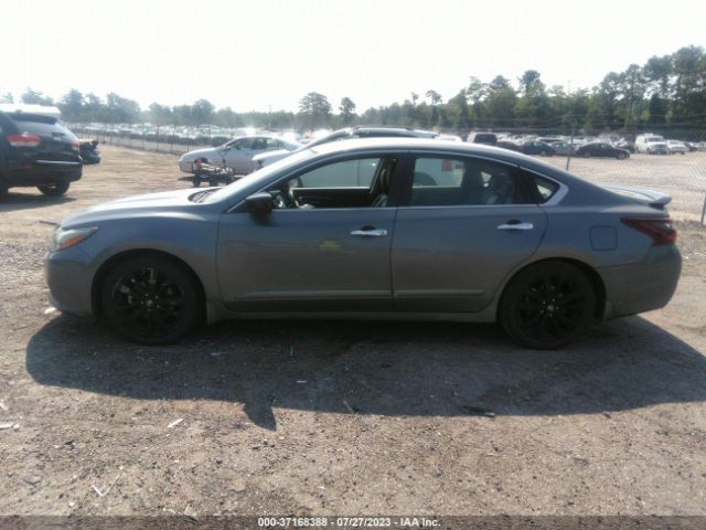 1N4AL3AP0HC211918 Nissan Altima 2.5 Sr