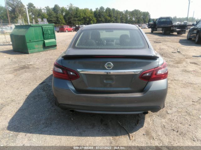 1N4AL3AP0HC211918 Nissan Altima 2.5 Sr
